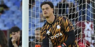 Mile Svilar rinvia il pallone con le mani