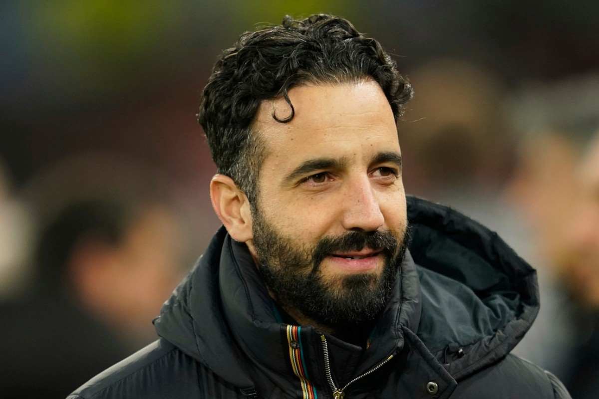 Ruben Amorim sorridente in panchina