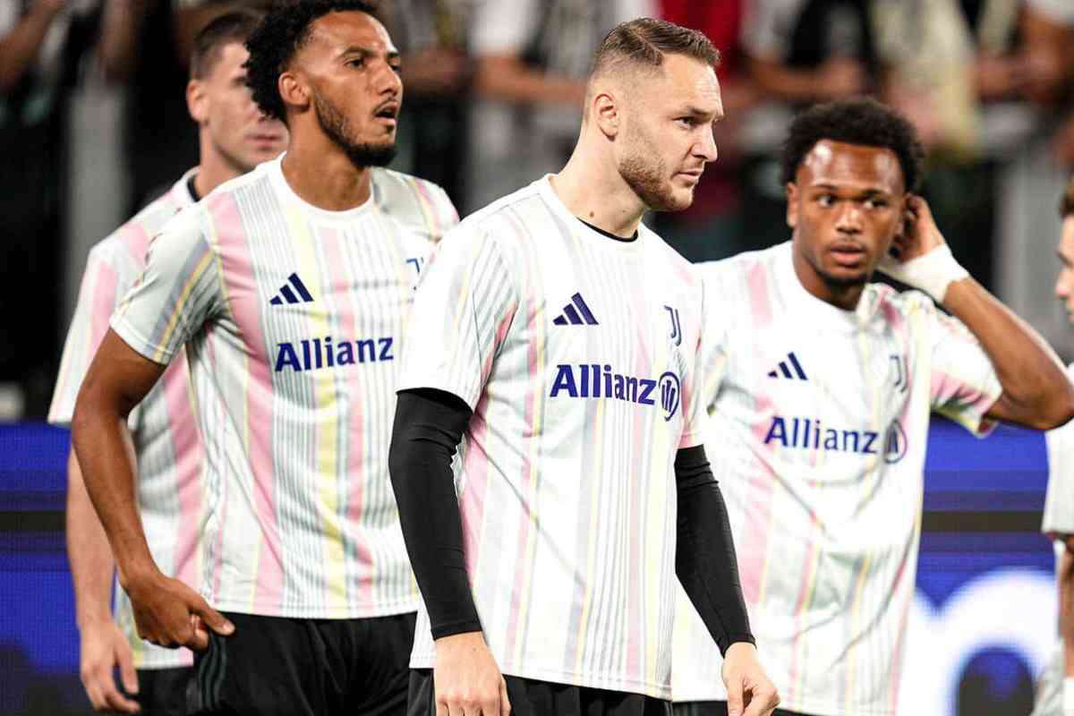 Teun Koopmeiners nel riscaldamento pre-partita