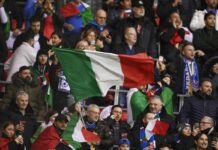 Tifosi italiani allo stadio