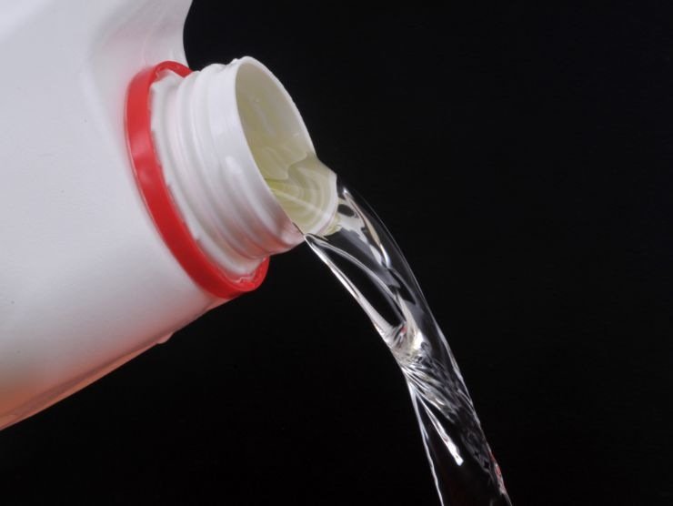 flacone di candeggina