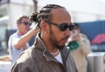 Addio a una leggenda di F1, Hamilton commosso: “Un vero guerriero” Lewis Hamilton