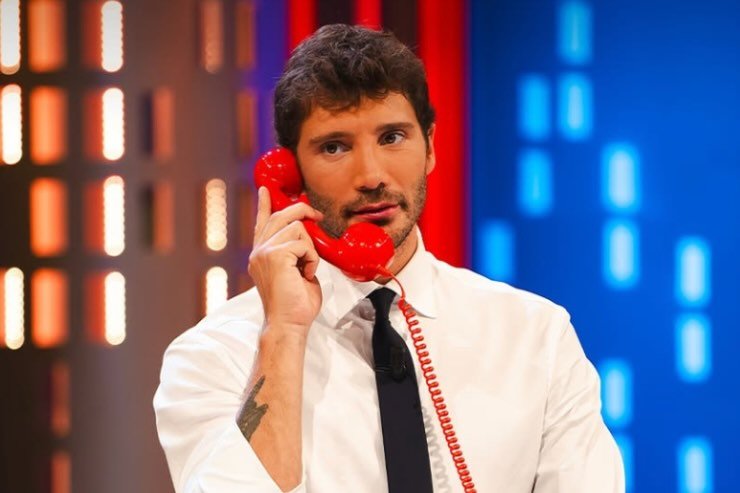 stefano de martino affari tuoi 