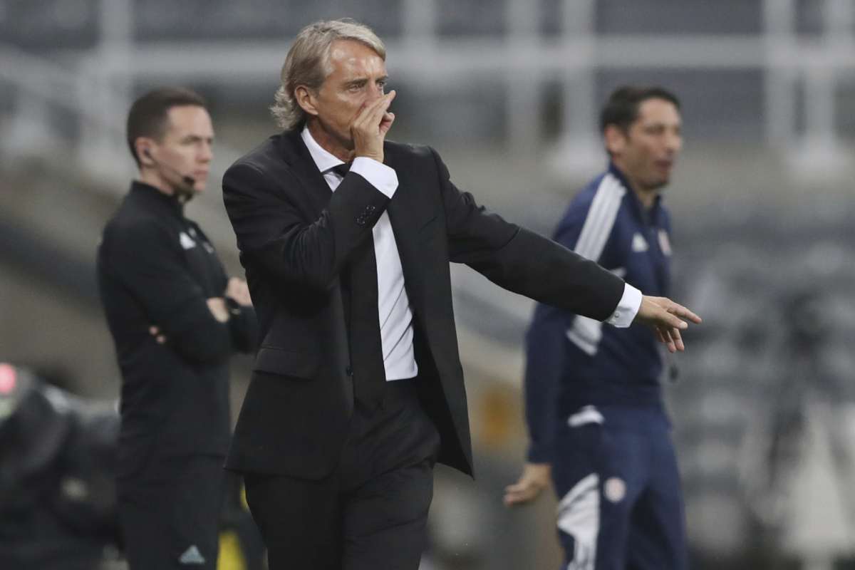Mancini in panchina