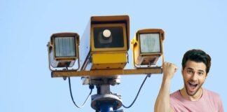 autovelox giallo, uomo felice