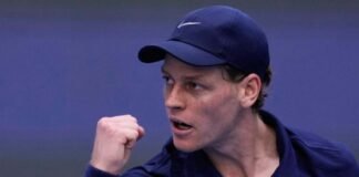 Jannik Sinner esulta