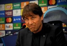 Antonio Conte contrariato in conferenza stampa