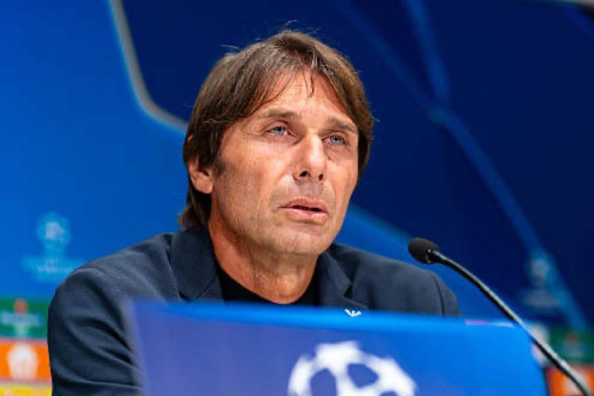 Antonio Conte in conferenza stampa