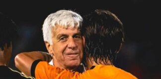 Dybala e Gasperini si abbracciano