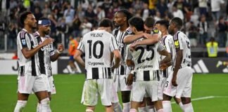 Giocatori della Juventus in gruppo