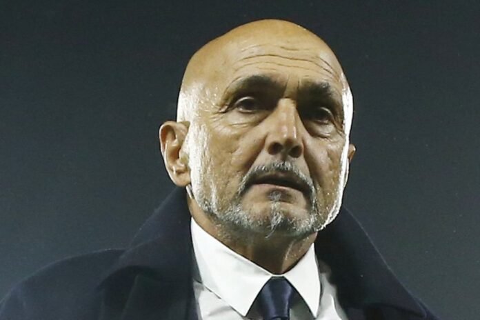Luciano Spalletti teso e preoccupato