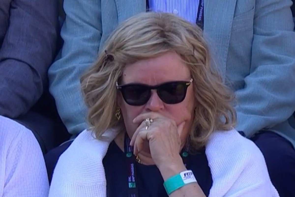 Siglinde Sinner a tifare per il figlio sugli spalti