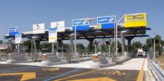 Un tipco casello della rete autostradale italiana