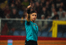 Scorie post Milan – Lazio, Damascelli: “Gli arbitri sono teatrali padroni del campo, è tutto ridicolo: ieri l’ennesima dimostrazione”