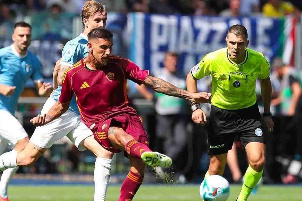 Lorenzo Pellegrini scocca il tiro della vittoria al Derby