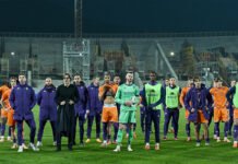 “Mani addosso, sedie e bottiglie volanti nello spogliatoio” ▷ Il commento di Pruzzo sulla polveriera viola