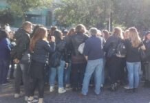 La rabbia dei genitori