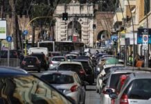 Roma nel traffico