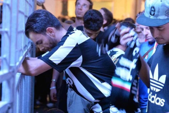Tifosi bianconeri tristi