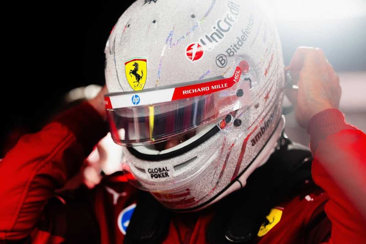 Hamilton in ferrari
