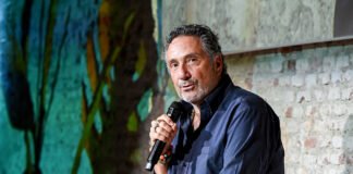 “Sapete quanto consuma la vostra IA? È molto peggio che lasciare l’acqua aperta” ▷ Mario Tozzi "Sapete quanto consuma la vostra IA? È molto peggio che lasciare l'acqua aperta" ▷ Mario Tozzi - radioradio.it