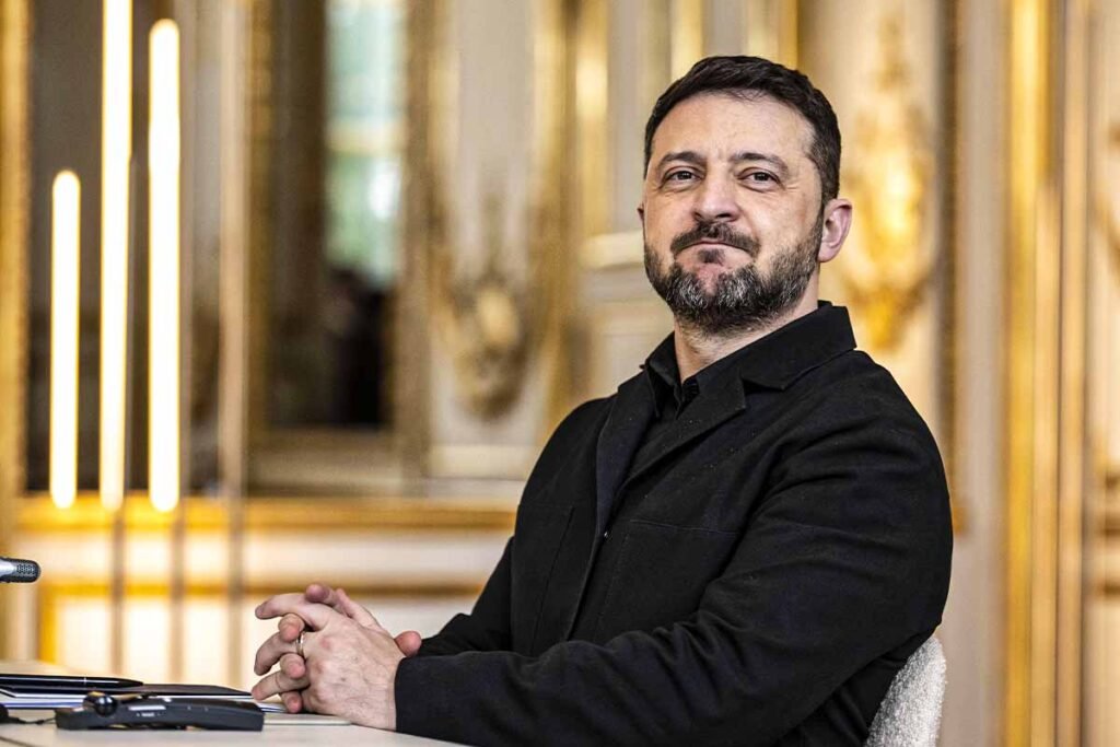 Corruzione in Ucraina? Ora provano a ribaltare il banco ▷ "Ma Zelensky sta ufficialmente scricchiolando"