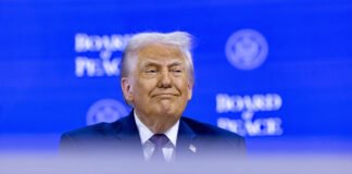 Gli intellettuali convocati a Davos hanno una funzione precisa che riguarda il ruolo di Trump