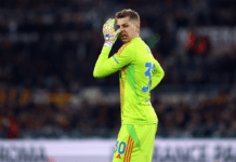 Napoli-Como | È stata la mano di Butez ▷ Lo Scatto