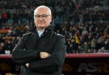 Claudio Ranieri in primo piano