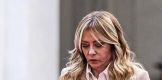 La "tassa" sulle banche che ricadrà comunque su di noi: capite in che trappola ci hanno ficcati?