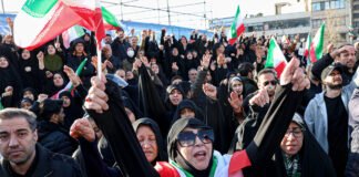 “Io iraniana vi spiego perché sull’Iran avete capito poco e nulla” | Con Hana Hamdari