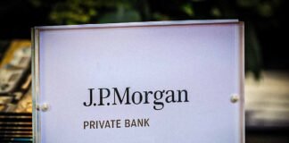 A noi il pareggio di bilancio, alle banche l'ennesimo regalo lobbistico che non farà notizia
