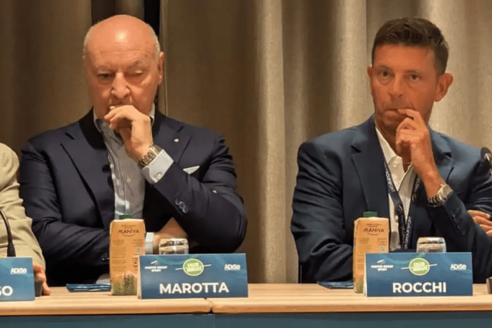 Caso arbitri, l’ironia di Damascelli: “Inter estranea? Strano nessuno parli dei rischi della Juve…”