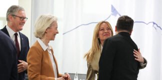 G7