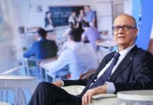 Alt! “Ecco perché proprio ora vogliono che parliate di sessualità nelle scuole” | Thomas Fazi Alt! "Ecco perché proprio ora vogliono che parliate di sessualità nelle scuole" | Thomas Fazi