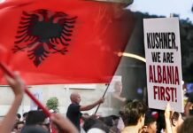 Giorgio Bianchi: “Vi spiego la vera contesa che c’è stata in Albania: forse qualcuno ha imparato” Giorgio Bianchi: "Vi spiego la vera contesa che c'è stata in Albania: forse qualcuno ha imparato"
