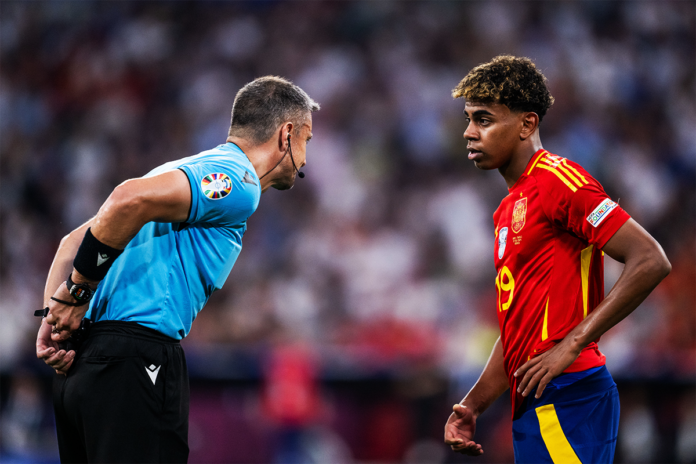 Finale mondiale, la Spagna teme l’arbitraggio, Agresti: “Abbiamo visto chi è schierato con l’Argentina”