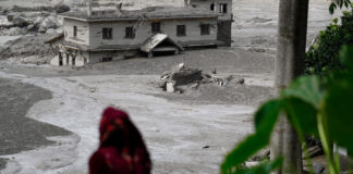 Alluvione Nepal-Tibet, 270 morti e 1300 dispersi: 90 italiani nella zona