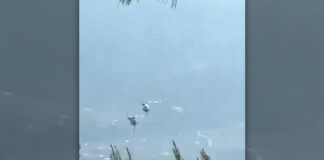 Grecia, due elicotteri antincendio si scontrano in volo (VIDEO)