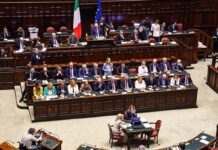 Non siamo uno Stato libero: sul caro benzina aspetteranno il permesso di Bruxelles Non siamo uno Stato libero: sul caro benzina aspetteranno solo il permesso di Bruxelles