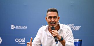 Vannacci, l'ultima uscita lo colloca perfettamente nel "mondo al contrario"