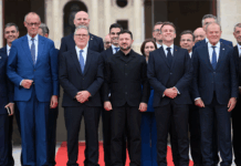 L’UE sta implodendo da sola e non c’entrano né USA né Russia