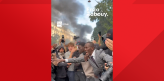 Proteste Francia: il sindaco di Saint-Denis in strada con gli studenti – VIDEO